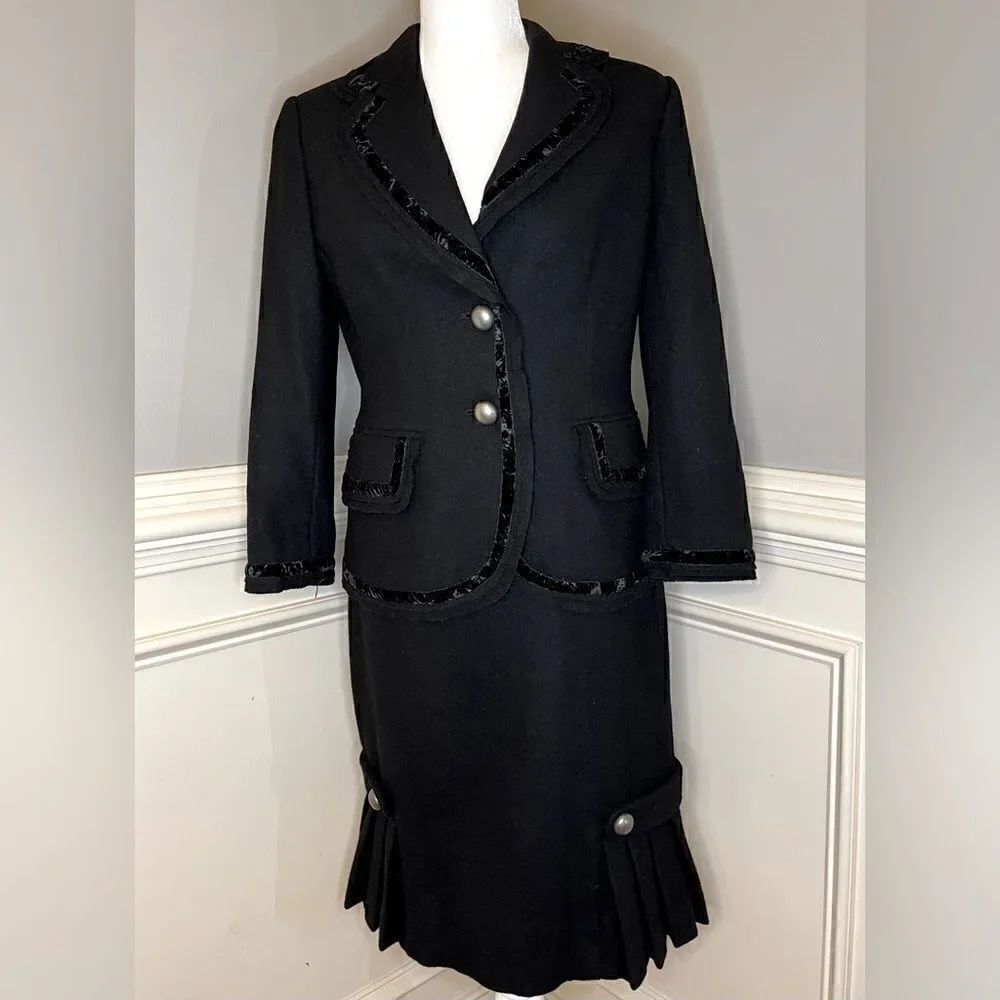 Vintage Banana Republic Wool Suit
